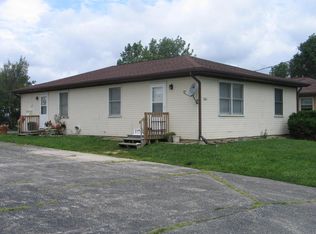 1222 Orchard Rd, Bloomington, IL 61704
