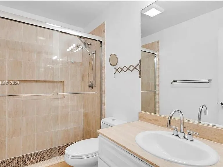 2000 S Bayshore Dr #58 — Photo 16