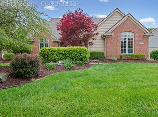 51013 W Hills Dr, Plymouth, MI 48170