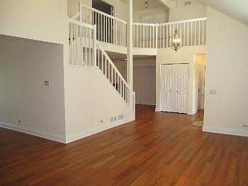 5th image of 2868 White Oak Ln