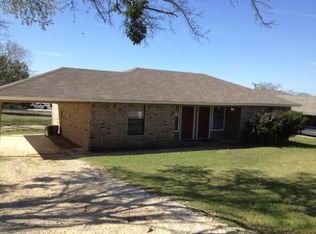 1011 W 4th St, Keene, TX 76059