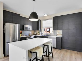 1040 Coronation Dr #63, London, ON N6G 0R8