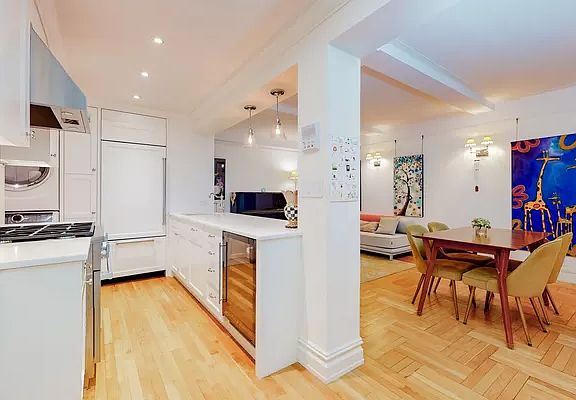 2nd image of 107 W 86th St #4A
