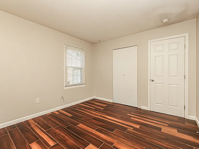 1240 Berwald Dr — Photo 13