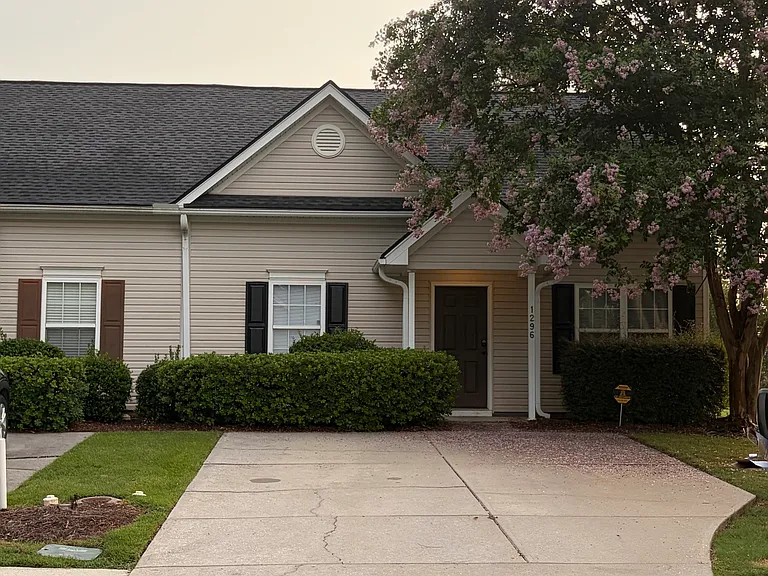1296 River Rock Rd — Photo 16