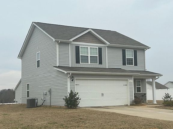 3rd image of 117 Wellshire Dr