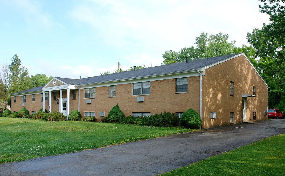 330 Broad Meadows!!