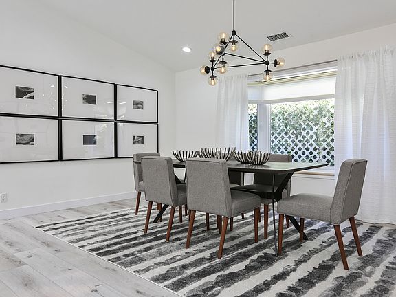 Very Large Dining Room