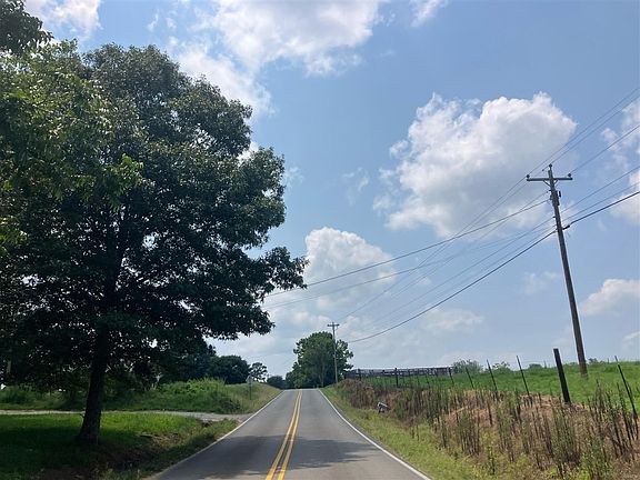 5th image of 3823 County Road 1043