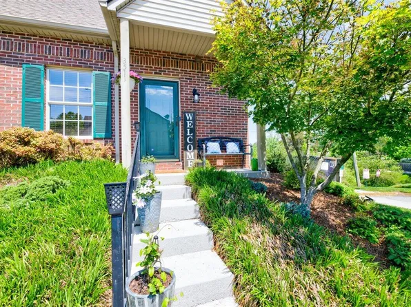 3511 Crossroads Way, Knoxville, TN 37918