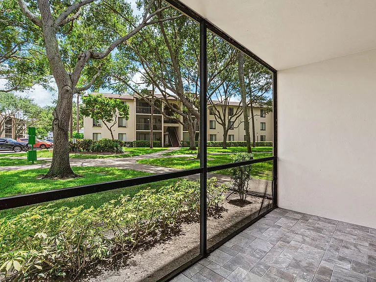 204 Foxtail Dr #F1 — Photo 19