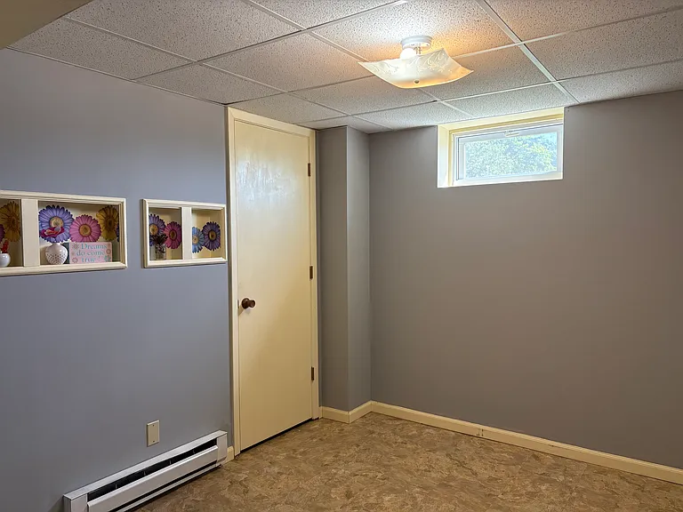 1406 Valley View Dr — Photo 14