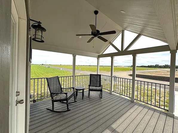11515 E Us Highway 290 #94, Fredericksburg, TX 78624