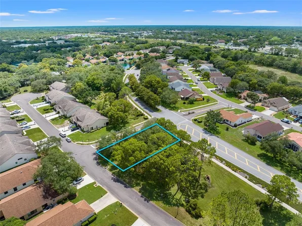 449 Candlestone Ct, Spring Hill, FL 34609