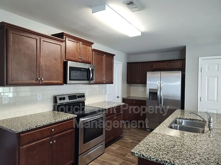 6731 Broad Valley Ct — Photo 3