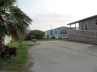 134 E Bonnet Cir, Port Isabel, TX 78578