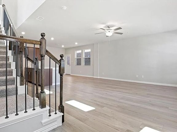 5th image of 4006 Saddlehorn Way