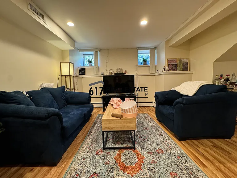 94 Pleasant St #1 — Photo 1
