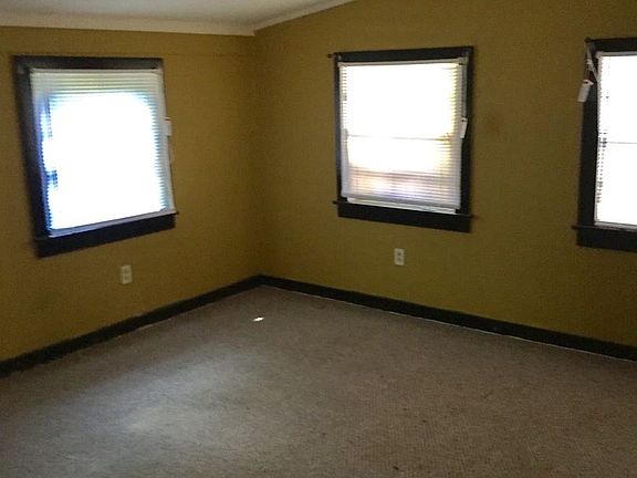 2nd image of 425 Seneca Trl