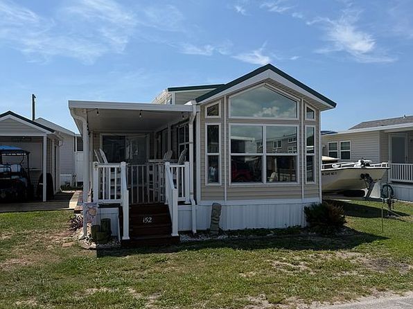 212 Mullet Ln
