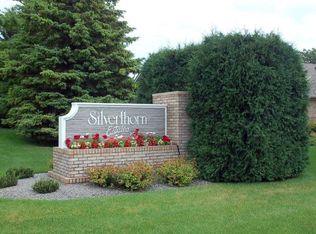 5704 Dunlap Ave, Shoreview, MN 55126