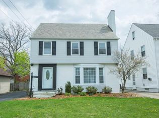 2219 Fenwick Rd, University Heights, OH 44118