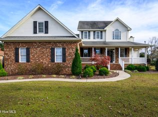 105 Pebblebrook Dr, New Bern, NC 28562