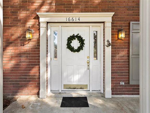 Beautiful front door welcomes your guests.