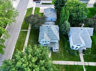 509 Center Ave, Decorah, IA 52101