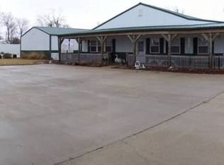 112 W Main St, Curryville, MO 63339