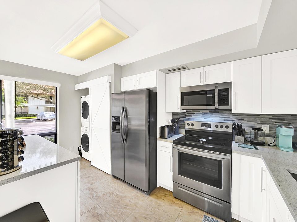1st image of 403 Brackenwood Ln S #403