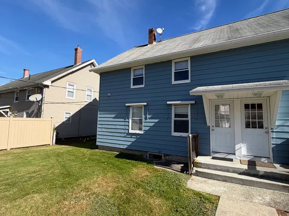 11 Sayles Ave #1, Dayville, CT 06241