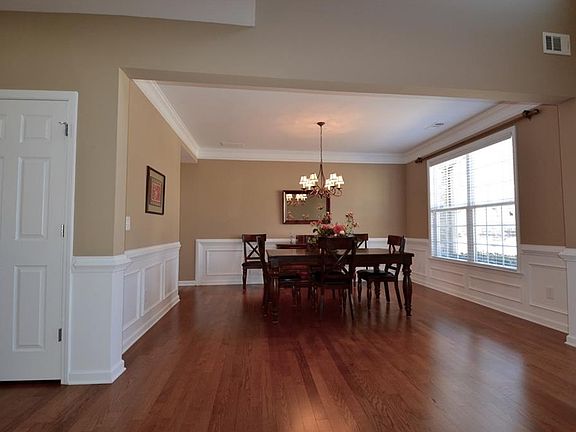 3rd image of 155 Bevington Ln