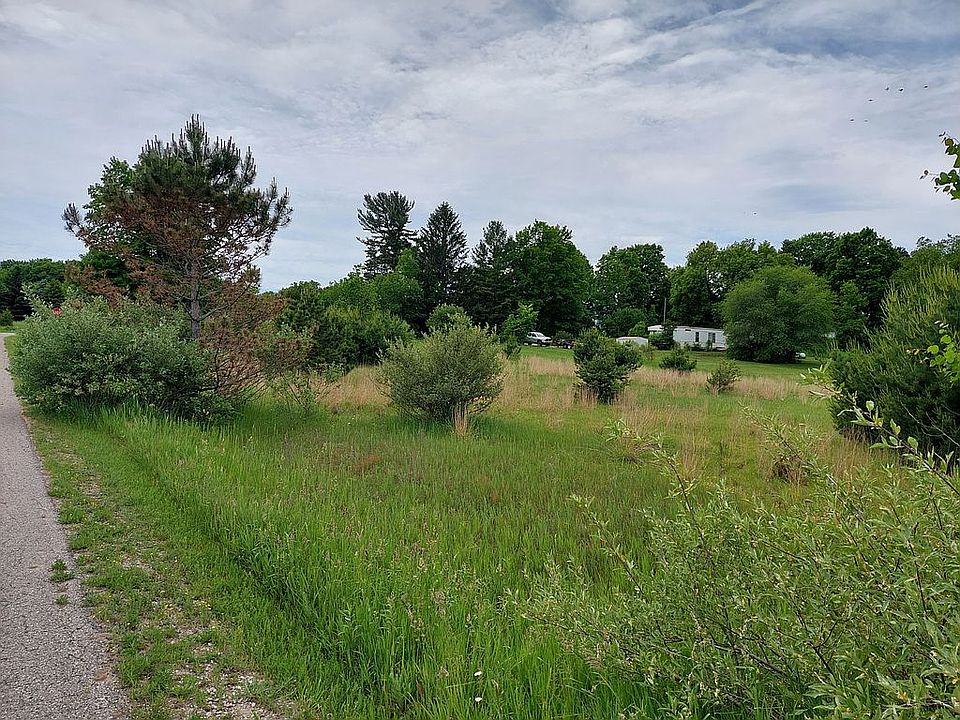 From Forest Lane frontage.