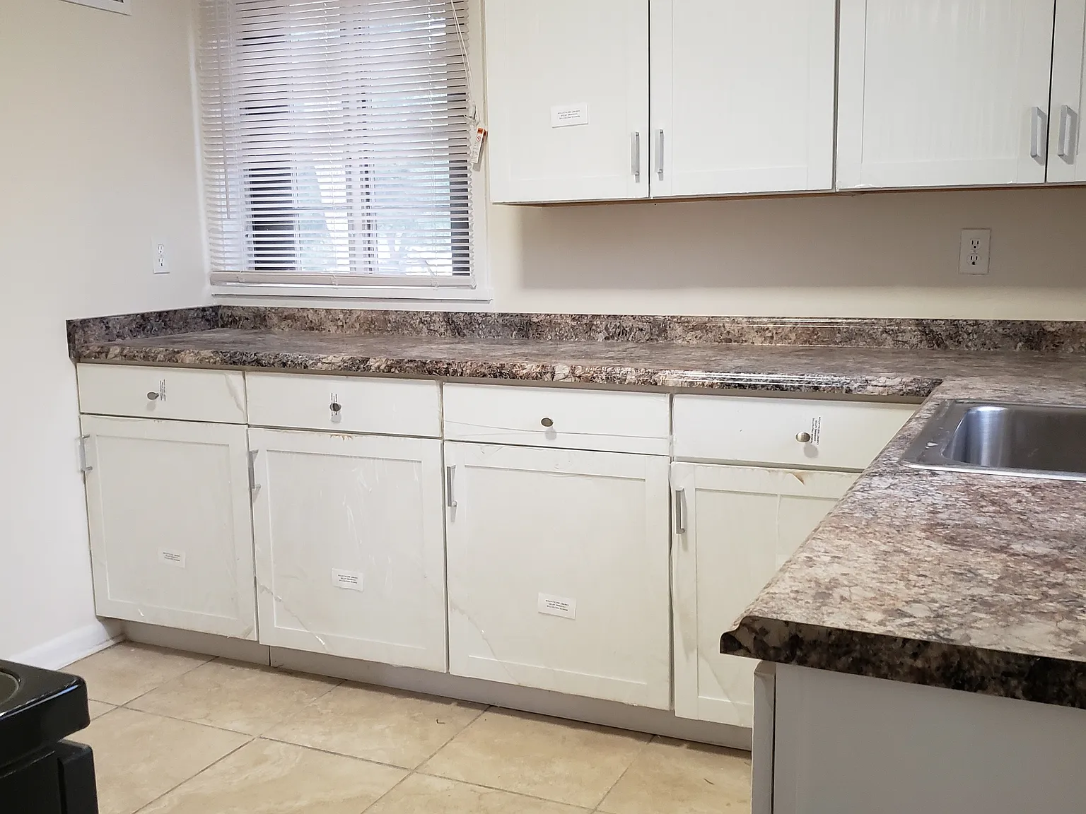 3 bed, 924 sqft, $1,389 — Photo 3