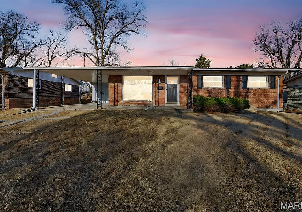 1st image of 14 Longhenrich Dr