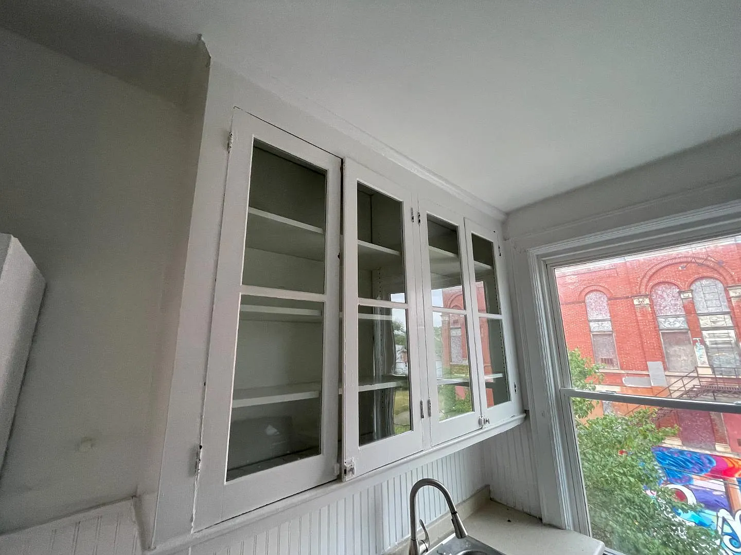 601 Main St - unit 10 — Photo 2
