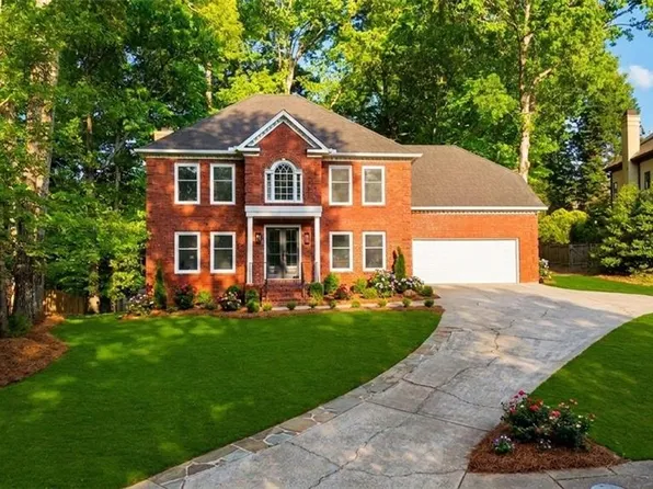 2352 Brittany Ln, Marietta, GA 30062