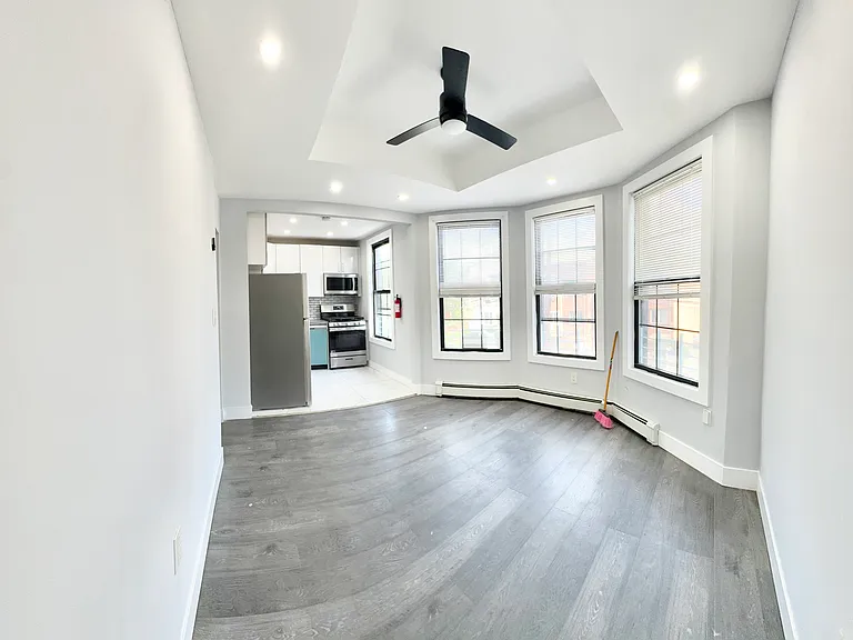 2787 Marion Ave #2 — Photo 2