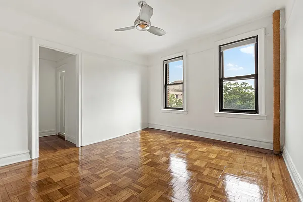 Rented by Nest Seekers International | media 12