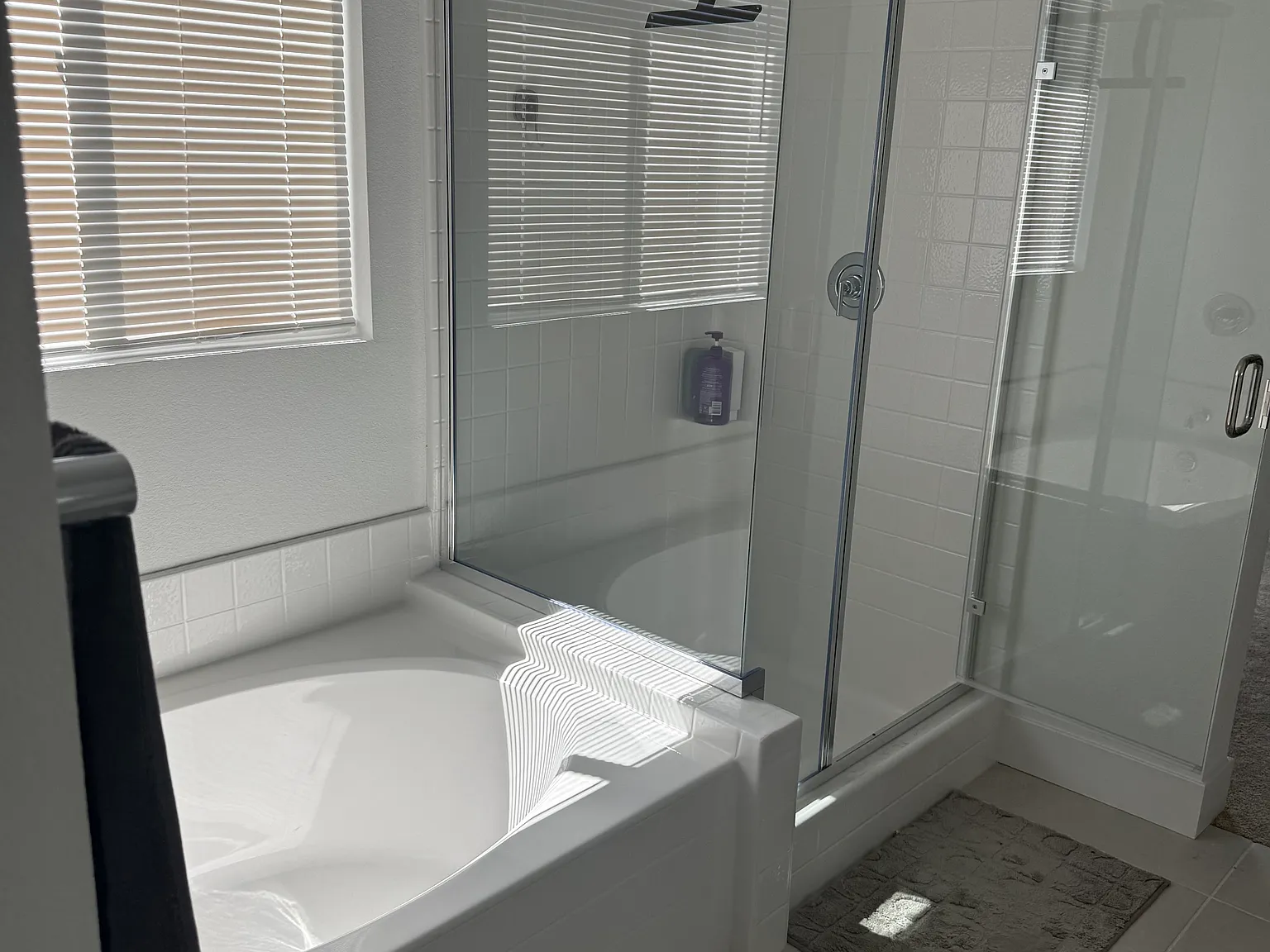 4 bed, 2151 sqft, $4,000 — Photo 3