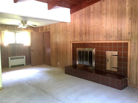 5th image of 2940 Armstrong Dr