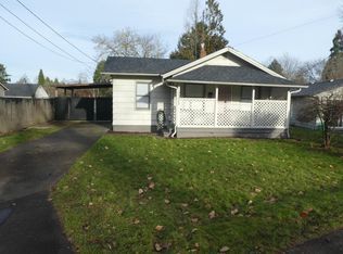 2333 SE Tacoma St, Portland, OR 97202