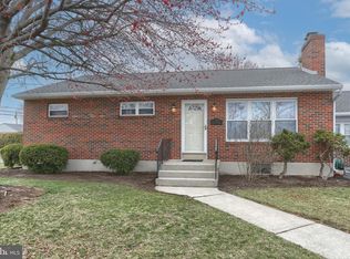 135 W Walnut St, Cleona, PA 17042