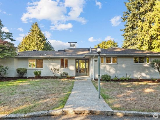 15708 60th Avenue W, Edmonds, WA 98026