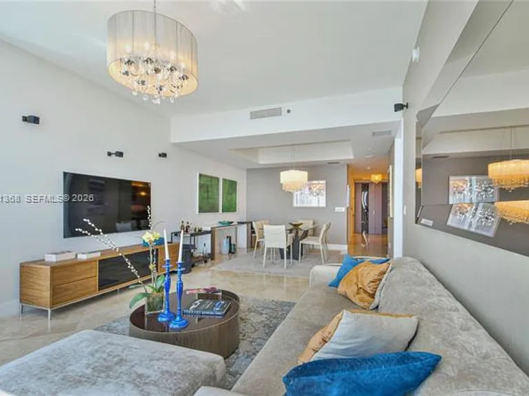 100 S Pointe Dr #2806 — Photo 12