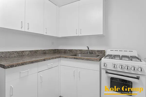 Rented by Kole Group | media 13