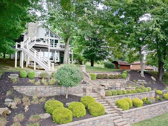 2nd image of 753 Valleywood Heights Dr