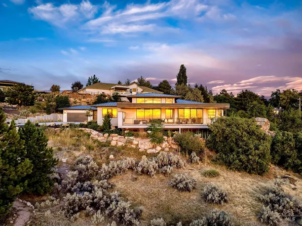 2813 E Hard Rock Dr, Boise, ID 83712