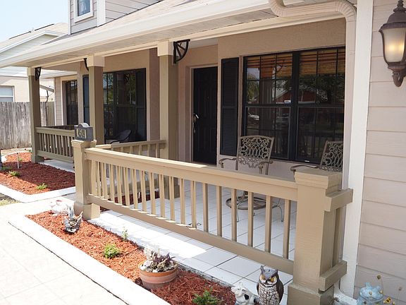 Front porch, comes with a double swing